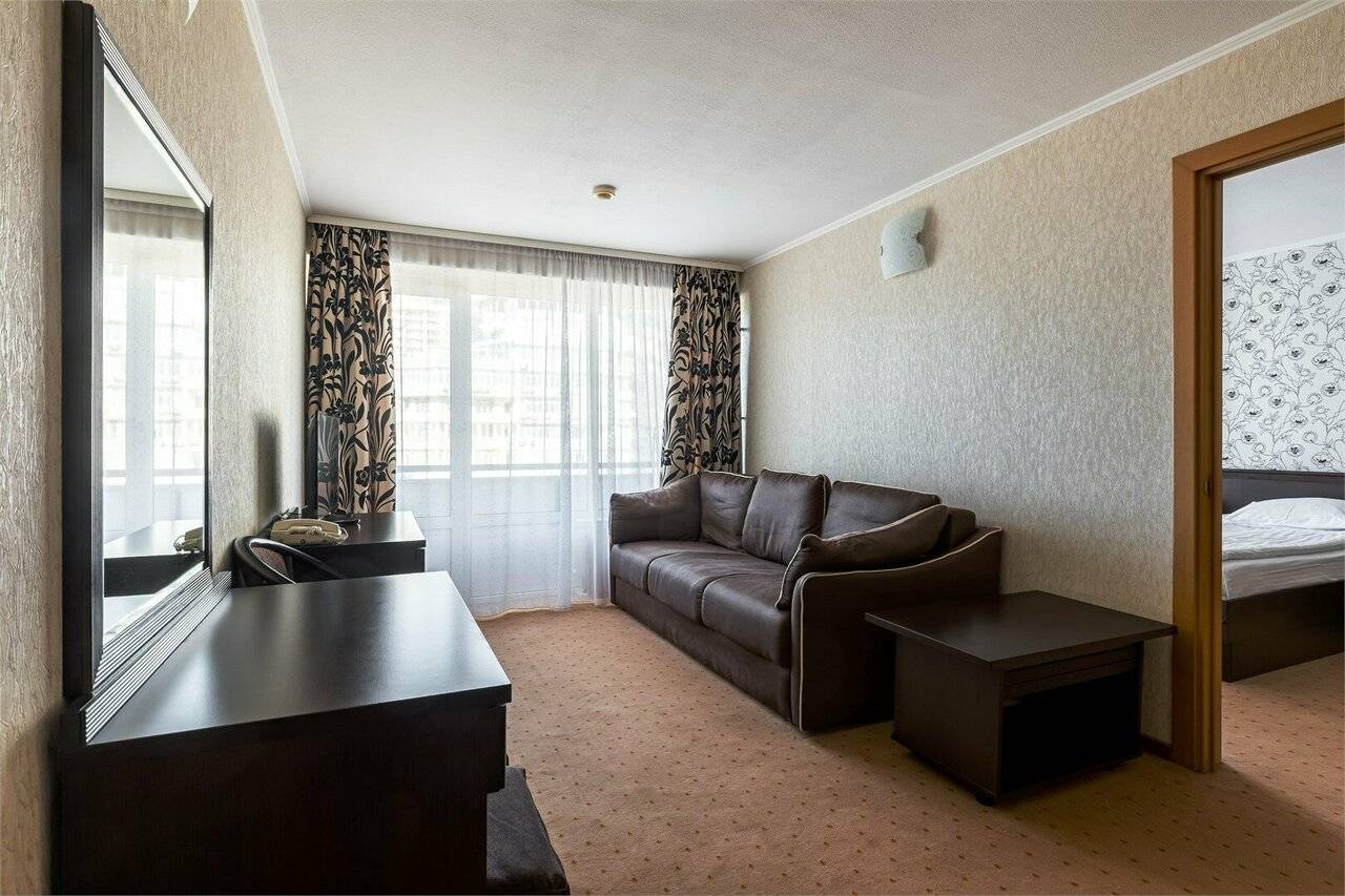 Фотографии номера Двухкомнатный номер в Хостеле Магнолия Сочи