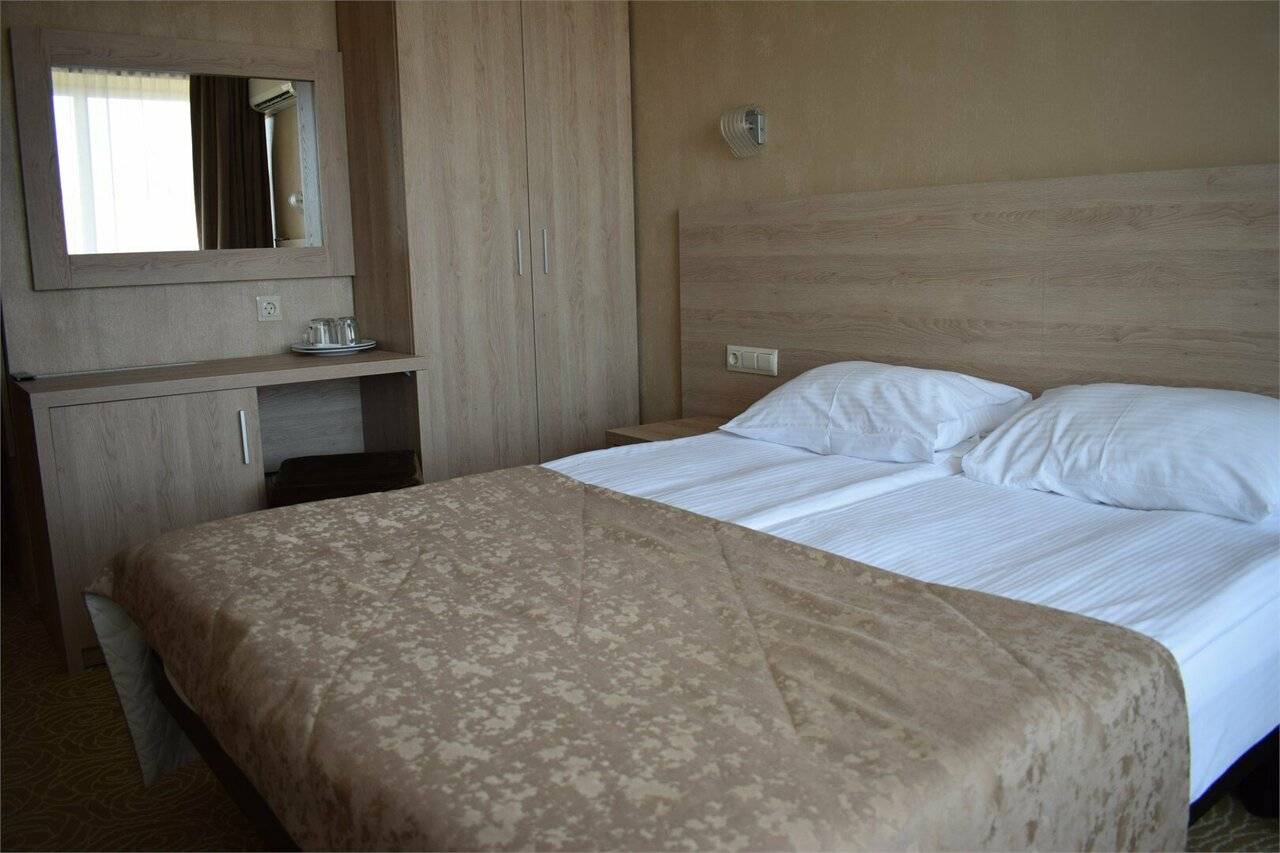 Фотографии номера Стандартный номер с двуспальной кроватью в Хостеле Магнолия Сочи