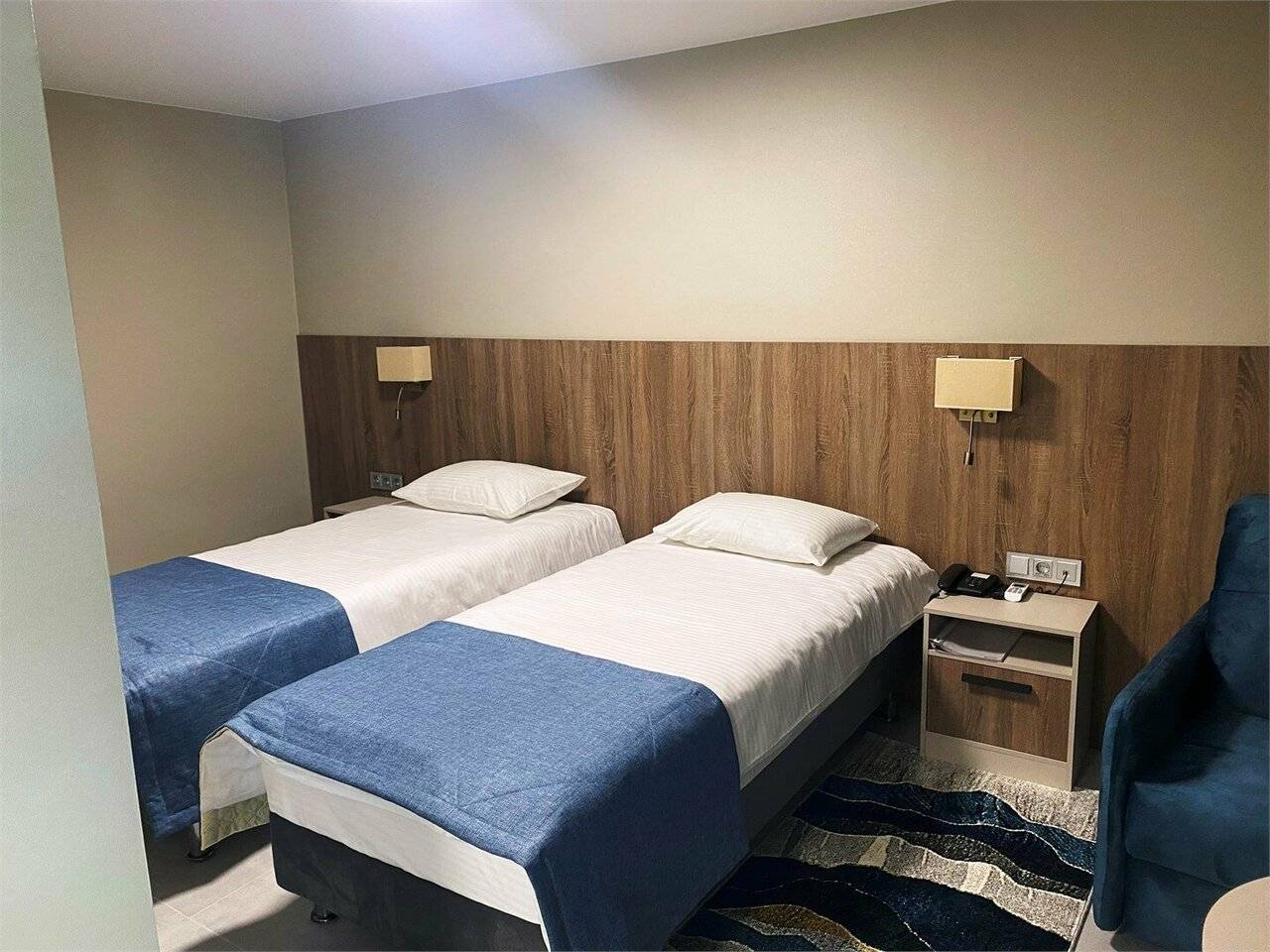 Фотографии номера Номер комфорт улучшенный плюс в Хостеле Магнолия Сочи