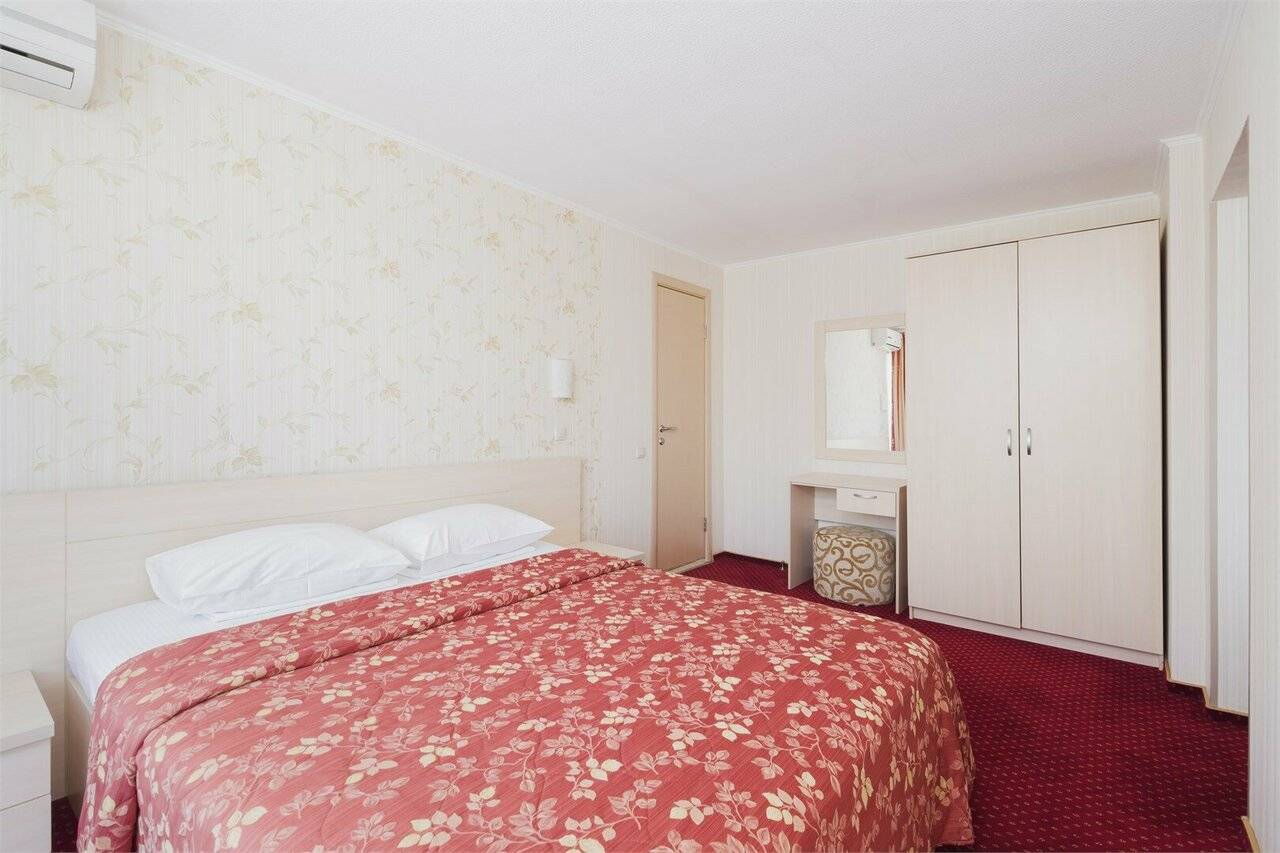 Фотографии номера Двухкомнатный номер в Хостеле Магнолия Сочи