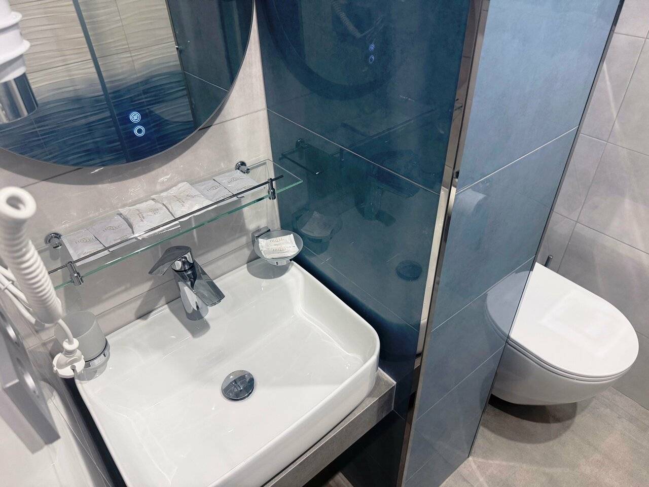 Фотографии номера Двухместный номер без балкона в Хостеле Магнолия Сочи