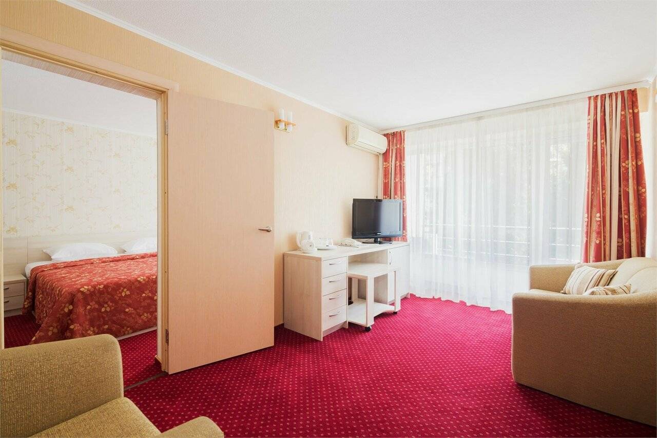 Фотографии номера Трехкомнатный номер в Хостеле Магнолия Сочи