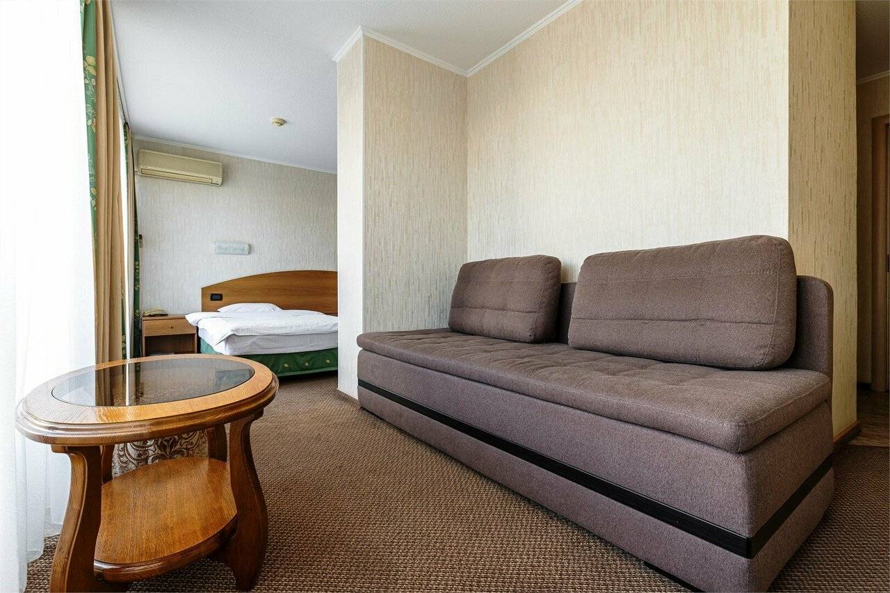 Фотографии номера Однокомнатный номер улучшенной планировки с 2-мя раздельными кроватями в Хостеле Магнолия Сочи