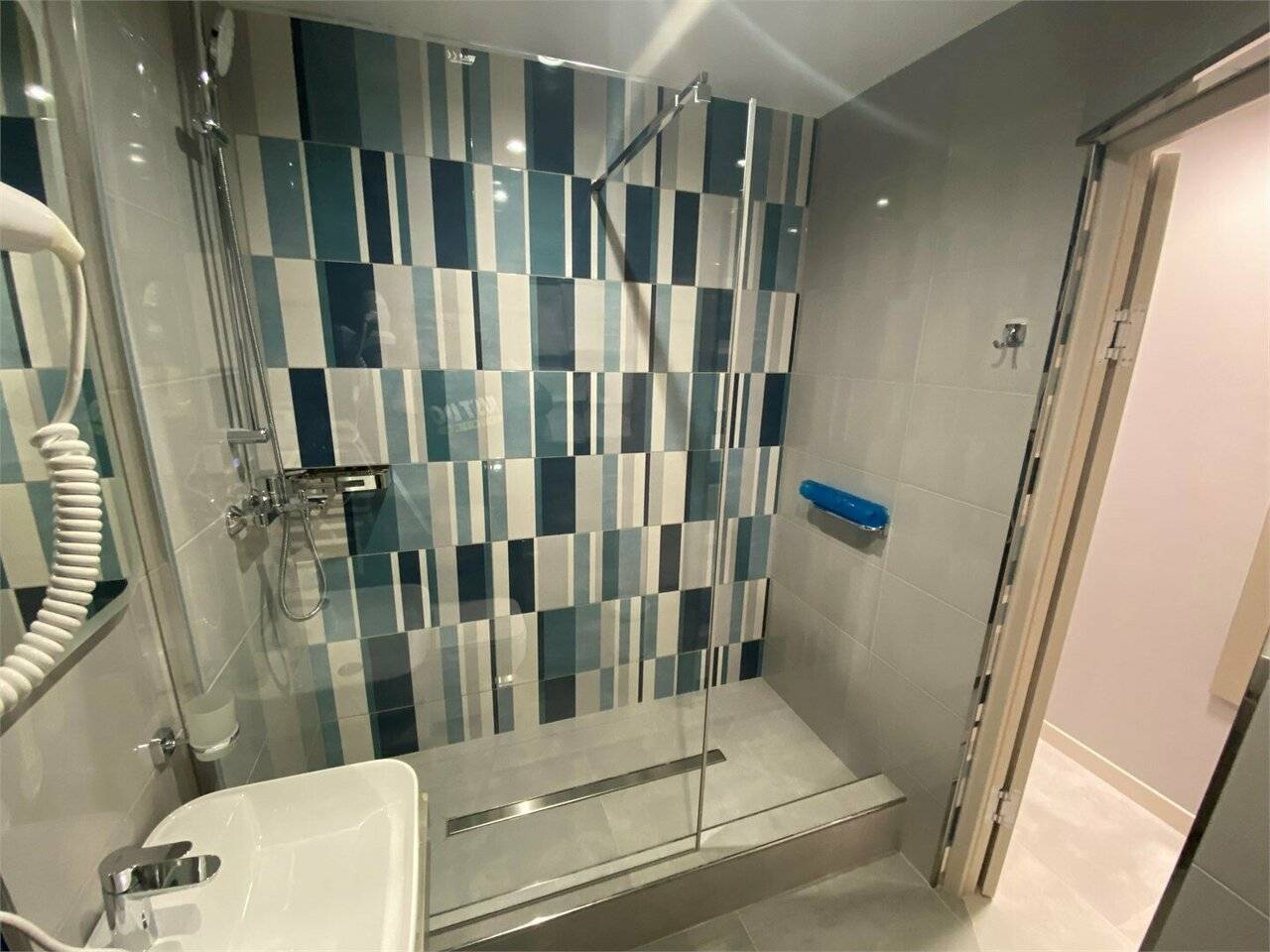 Фотографии номера Номер комфорт стандартный в Хостеле Магнолия Сочи