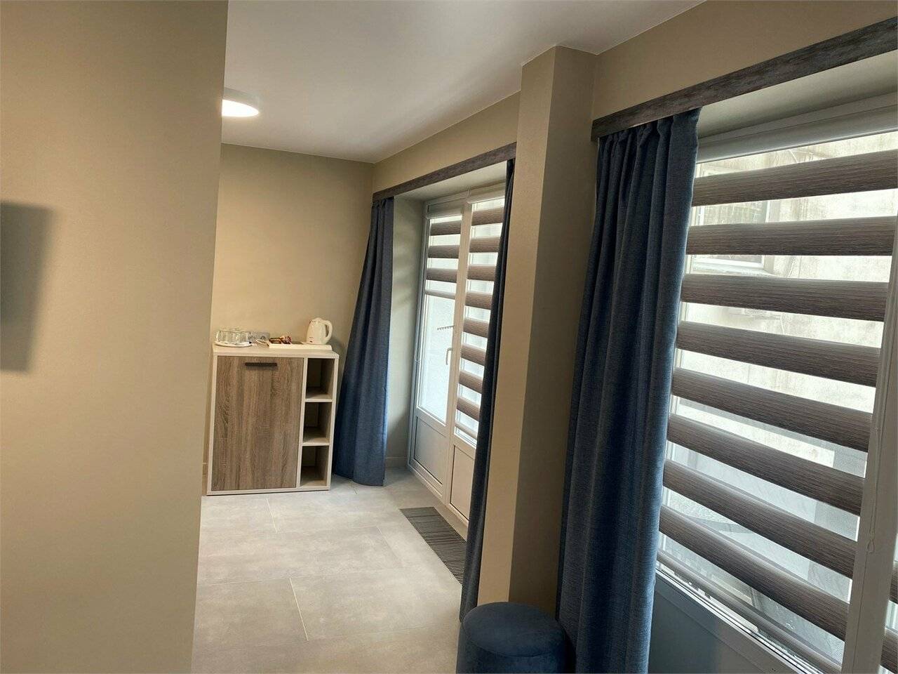 Фотографии номера Номер комфорт улучшенный в Хостеле Магнолия Сочи