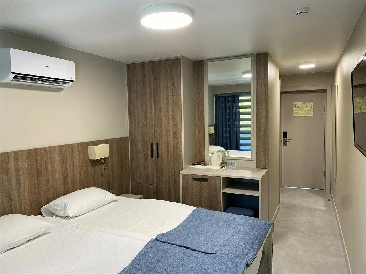 Фотографии номера Номер комфорт стандартный в Хостеле Магнолия Сочи